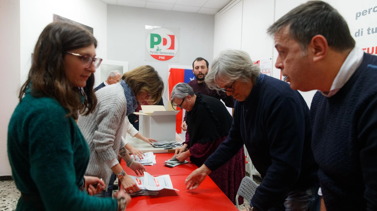 Il Pd della Ztl vota Schlein "Con lei più a sinistra Altrimenti viene Calenda"