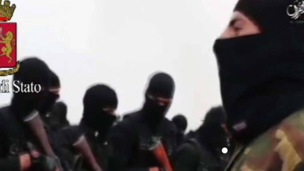 Nei filmati le azioni militari dei seguaci del sedicente califfo Al Baghdadi