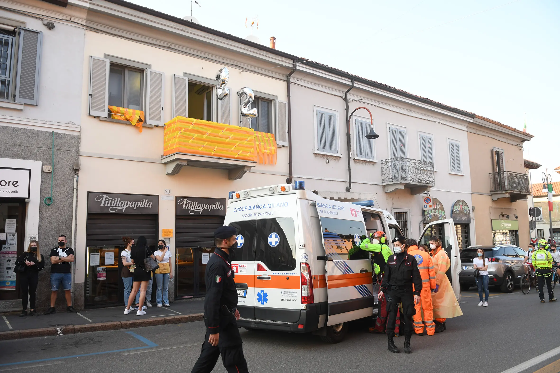 Si sporge e precipita dal balcone: grave noto commerciante di Gorgonzola