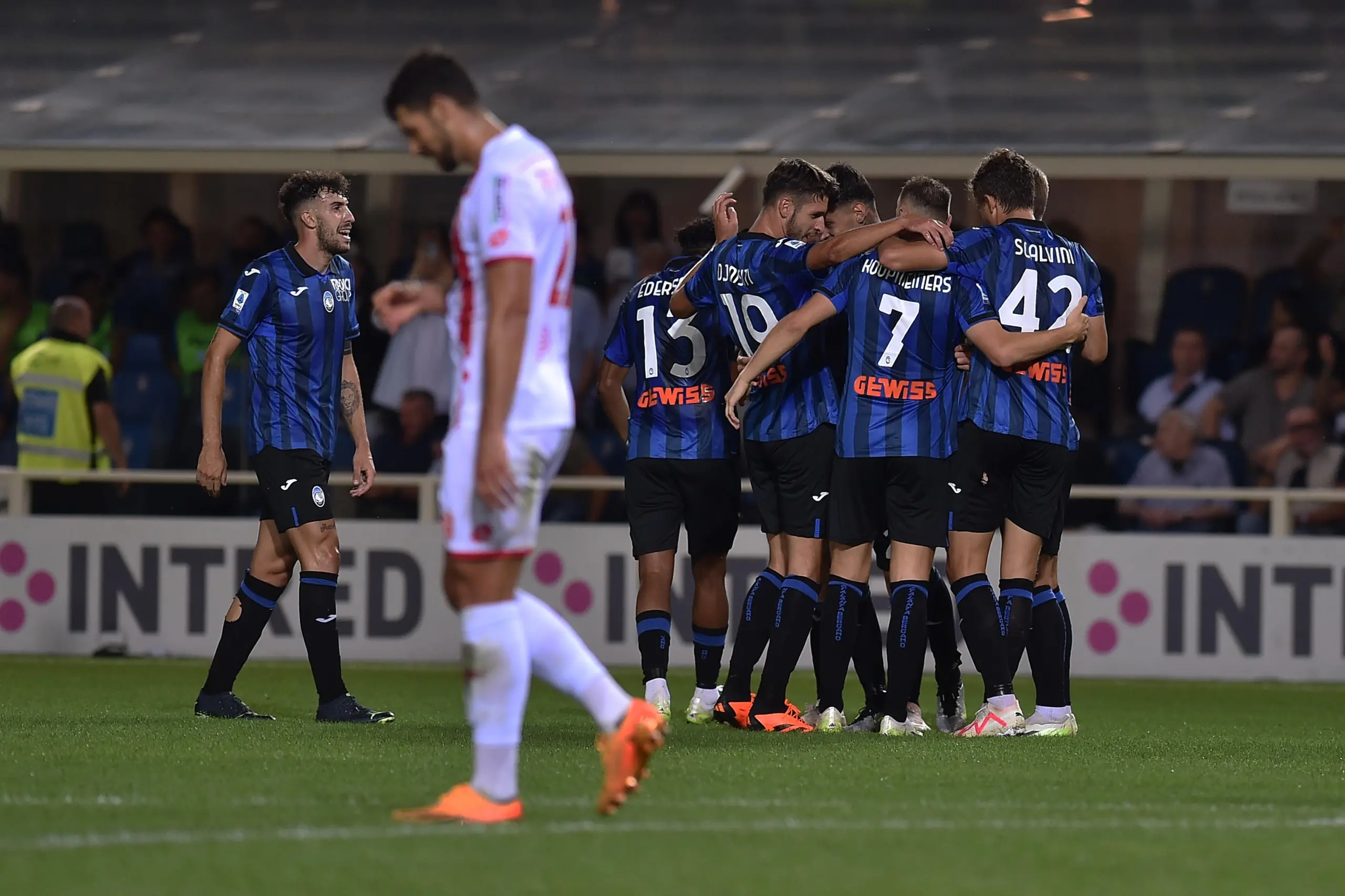 Inter-Juve 1-0, il cielo sopra San Siro è nerazzurro: Dimarco regala a  Inzaghi la finale di Coppa Italia