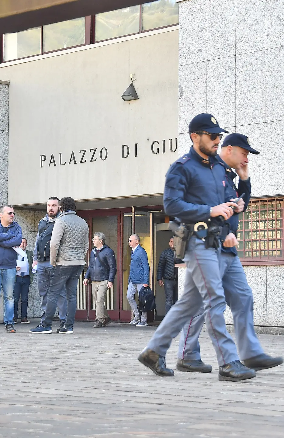 Grandate, morto schiacciato dalle lastre: tre condanne a 4 mesi per l’incidente sul lavoro