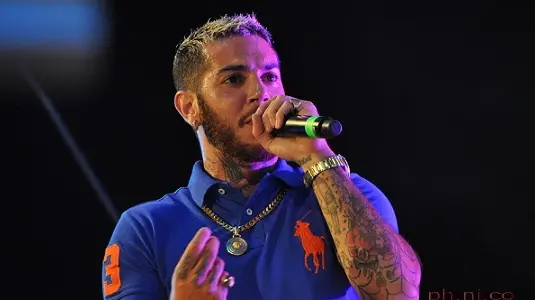 Il rapper Emis Killa protagonista a Gardaland