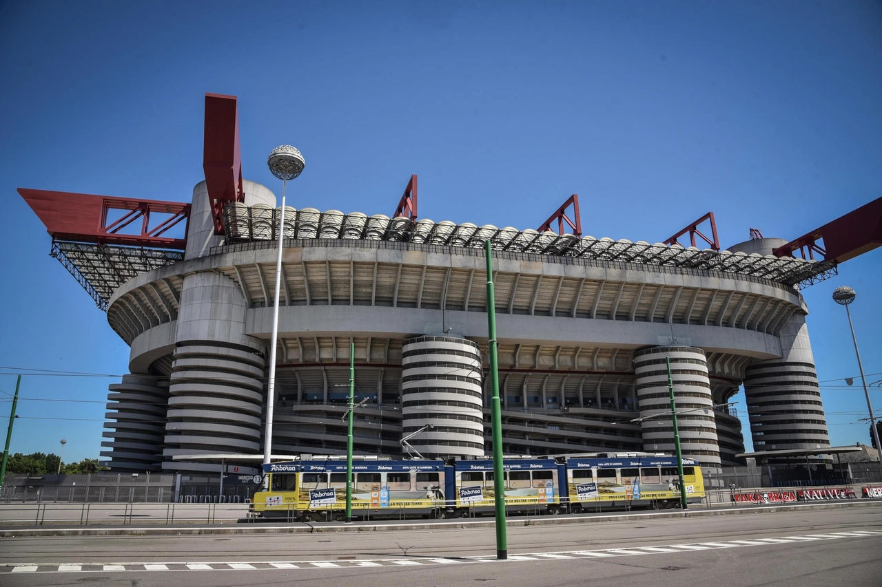 Una veduta dall'esterno di San Siro