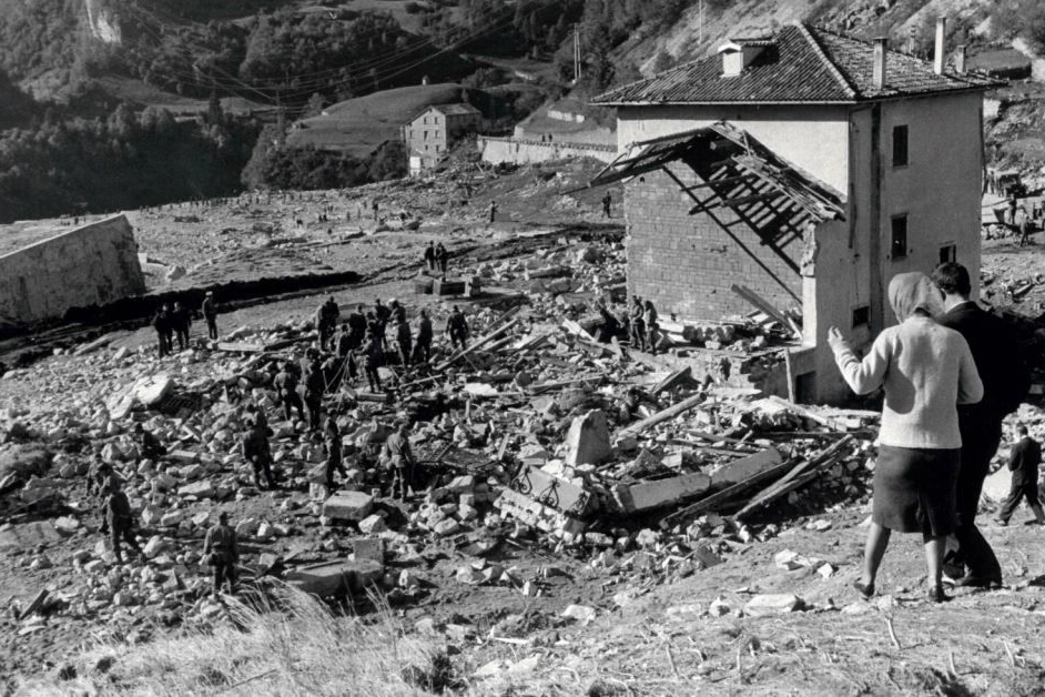 Una sola casa sopravvissuta al disastro a Pirago, frazione di Longarone