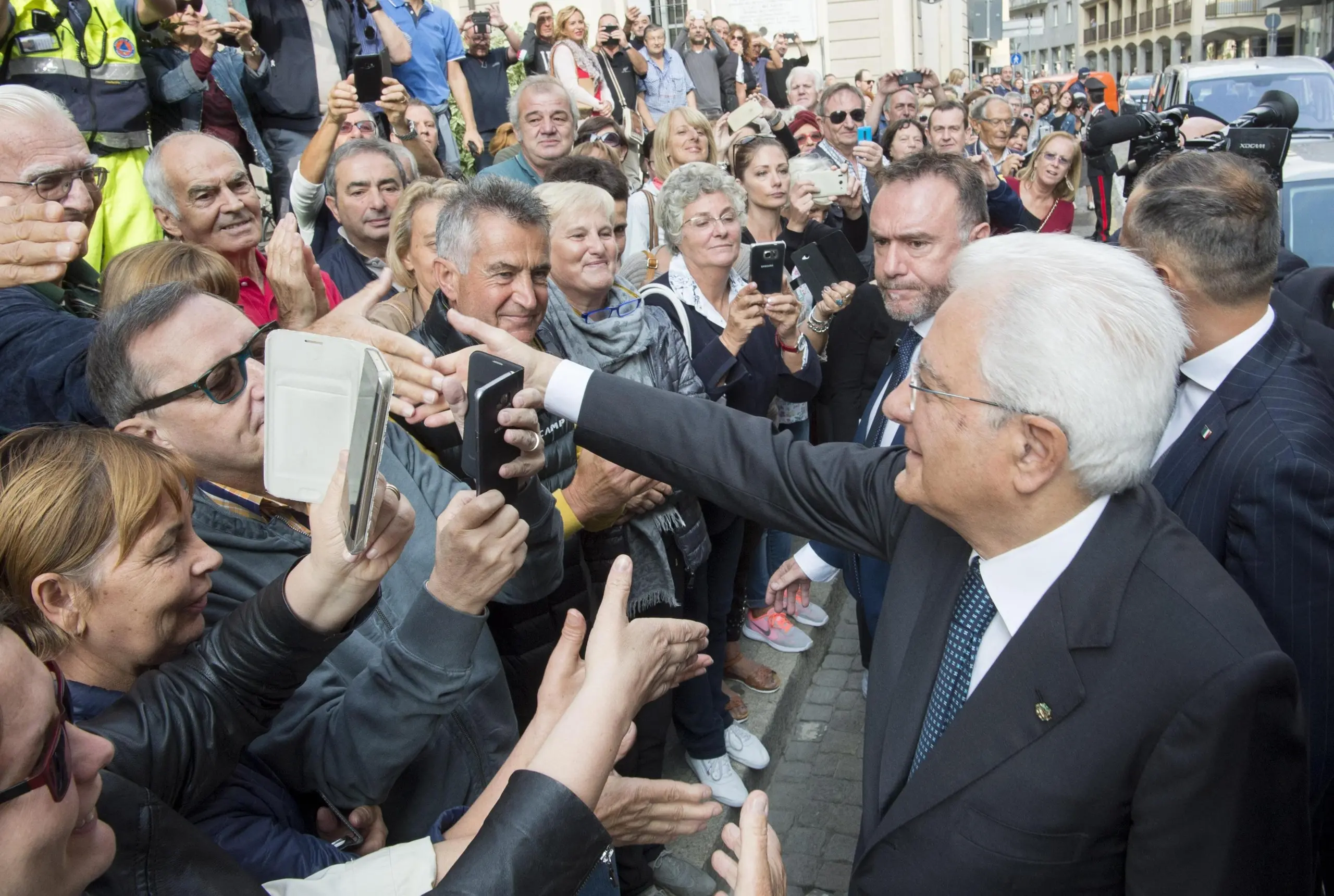 Il Presidente Sergio Mattarella in visita in Valtellina/ VIDEO E FOTO