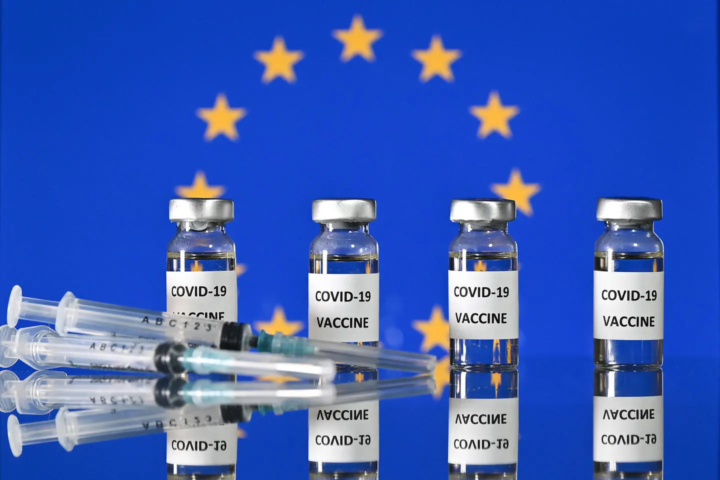 Covid e viaggi, entro il 17 marzo una legge europea sul pass vaccinale