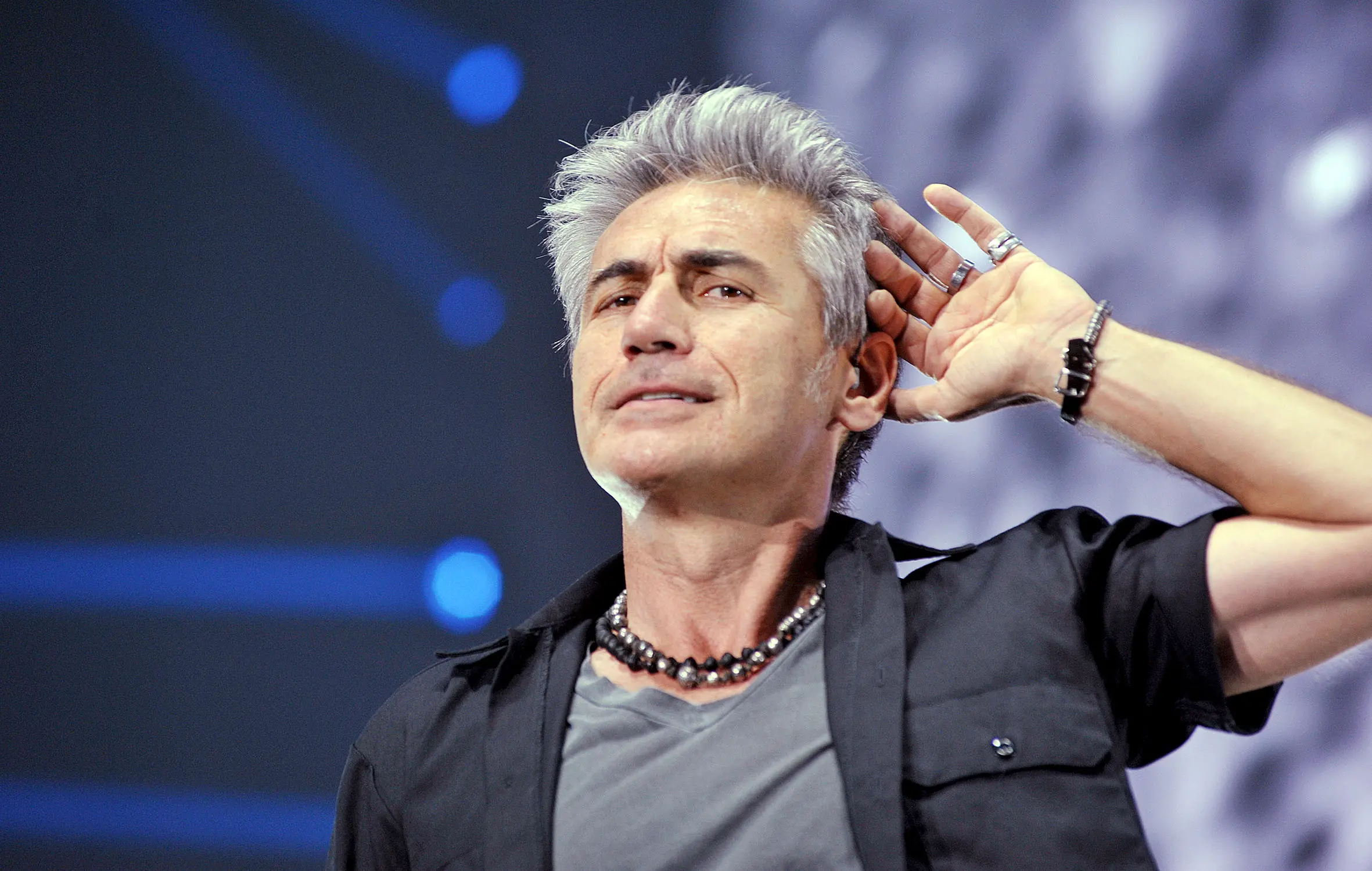 Monza, il regalo di Ligabue per i suoi fan/ VIDEO