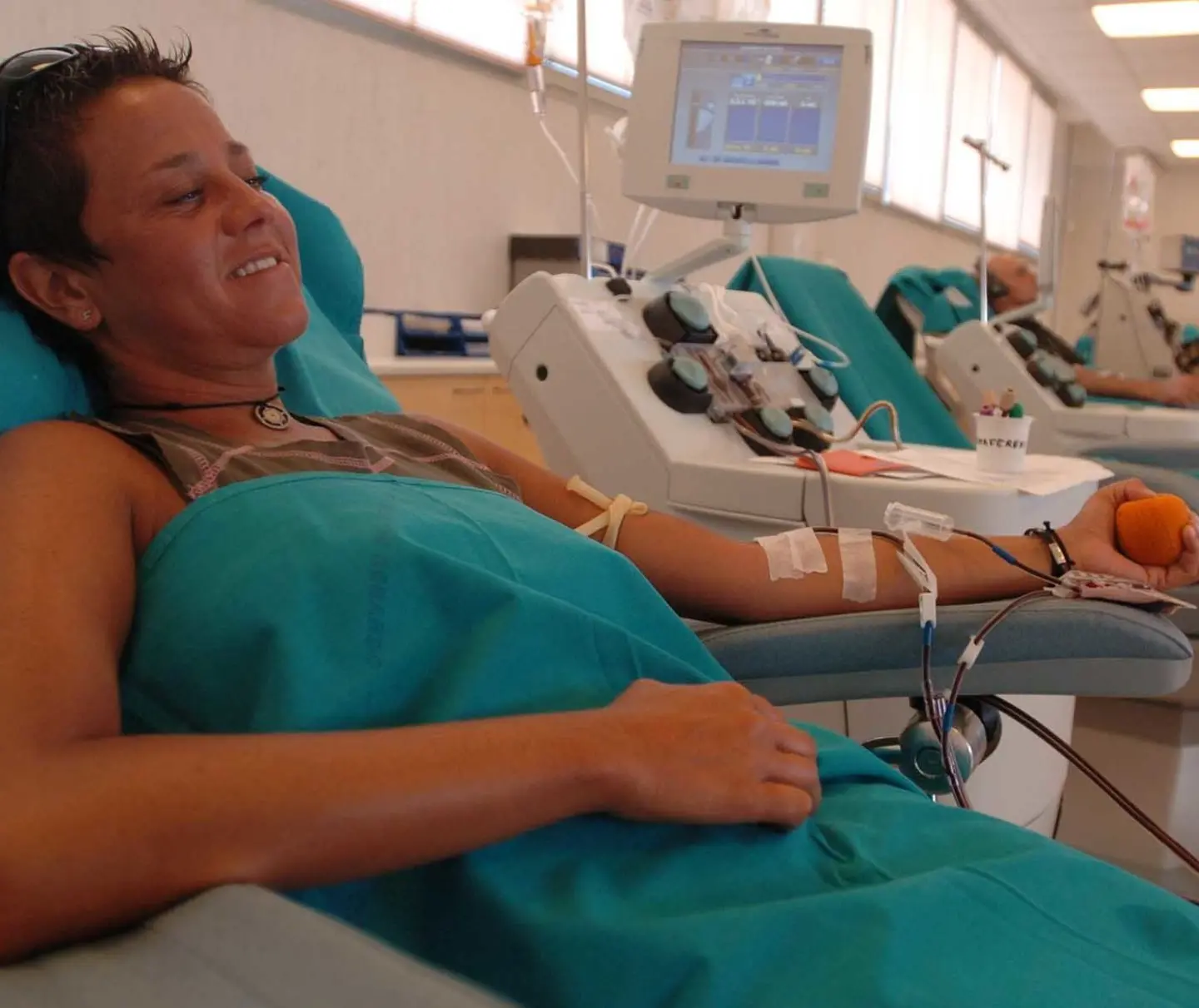 Vimercate, appello dell'Avis: prima di andare al mare venite a donare il sangue