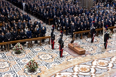 Funerali di Silvio Berlusconi, l’omelia dell’arcivescovo di Milano: il testo integrale