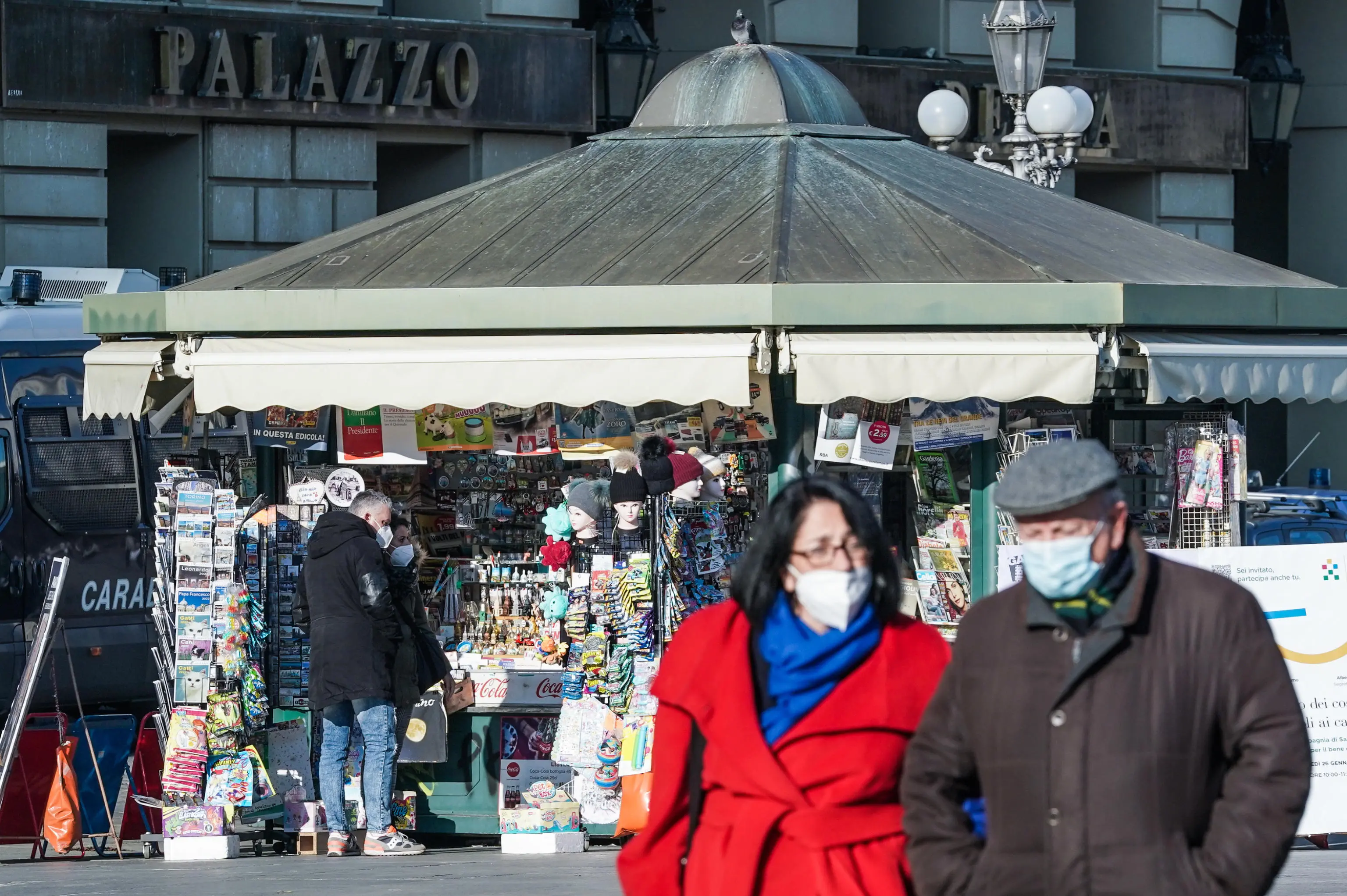 Nuovo Dpcm, Green pass: dove servirà dall'1 febbraio? Supermercati e negozi: le regole