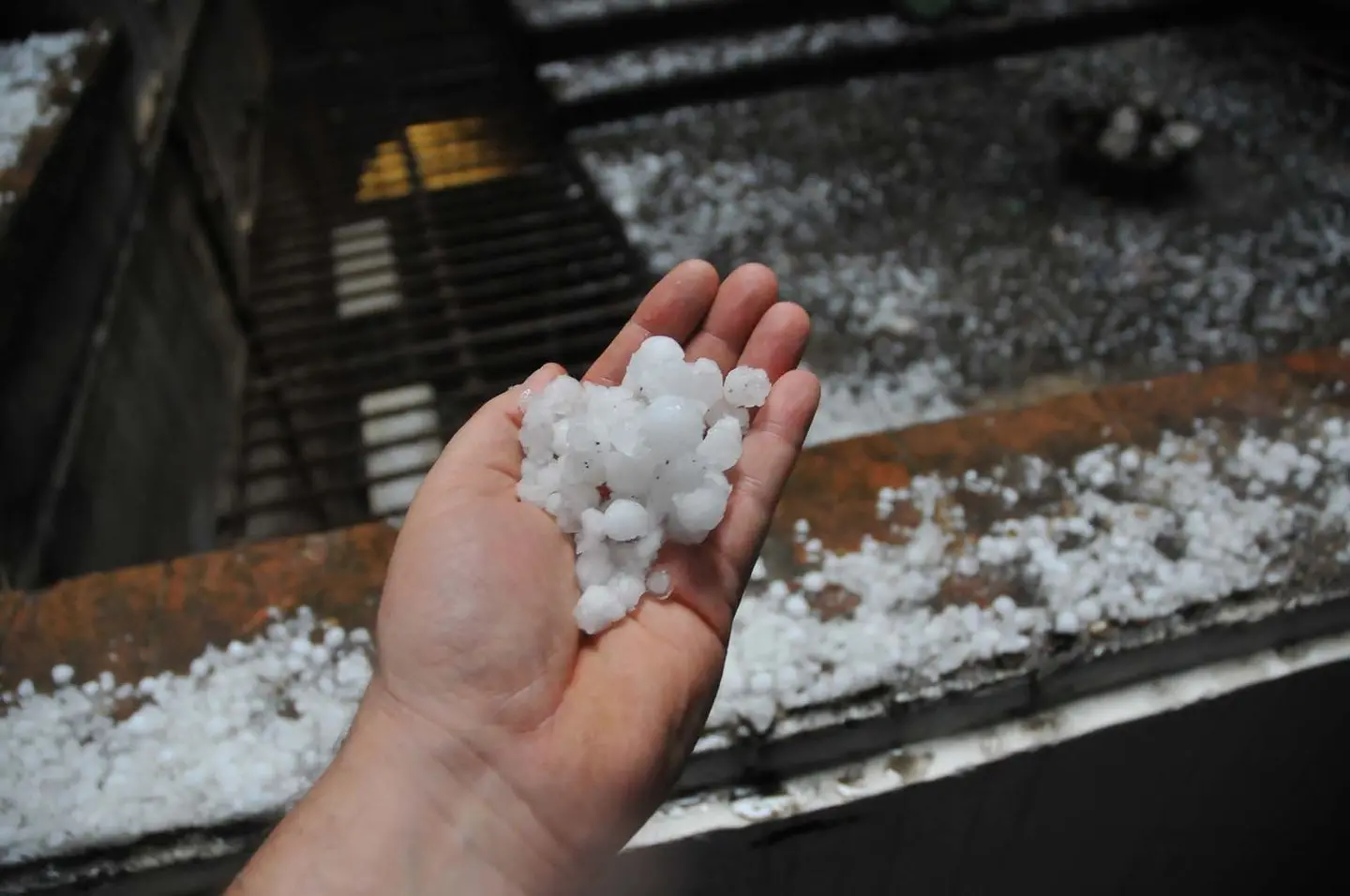 Maltempo, violenta grandinata a Bergamo