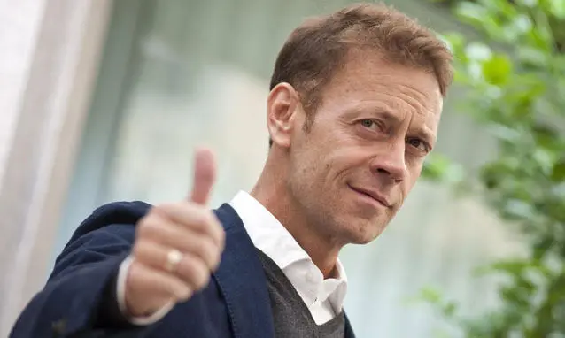 Rocco Siffredi scrive al ministro Giannini: "Insegnate il sesso a scuola"