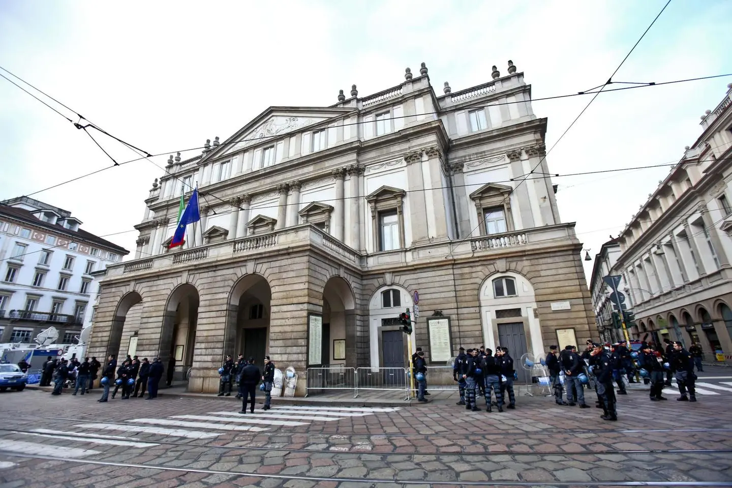 Cultura, appello contro i tagli dal palco della Scala in occasione della Prima