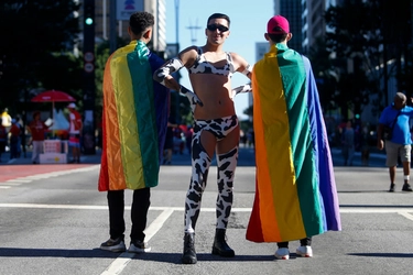 Pride Month, dalla rivolta di Stonewall al delitto di Giarre: le origini dell’orgoglio LGBTQIA+
