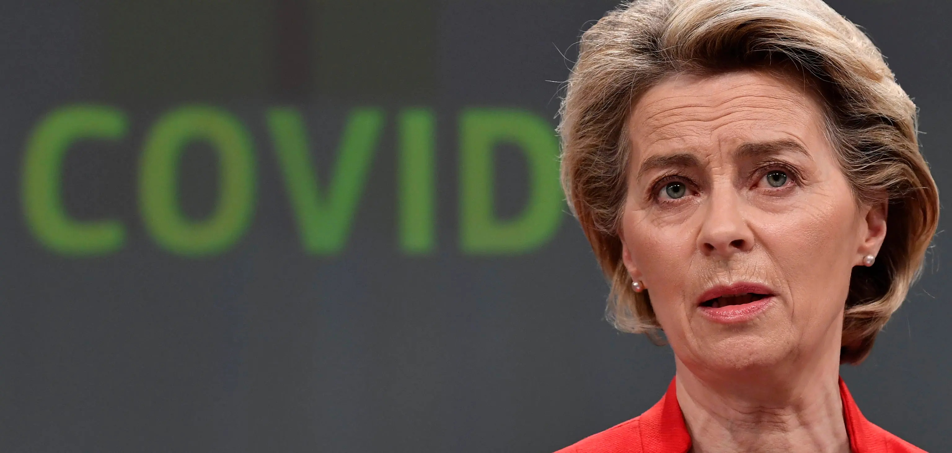 Von der Leyen: "Vacciniamo 30 europei al secondo. La campagna Ue è un successo"