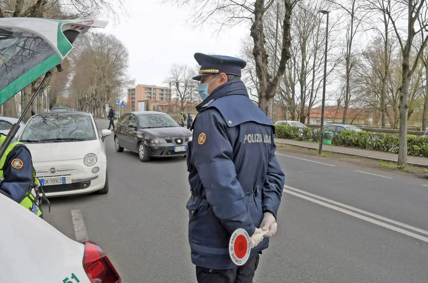 Pavia, auto che sfrecciano sui vialoni: scattano i controlli anti-velocità