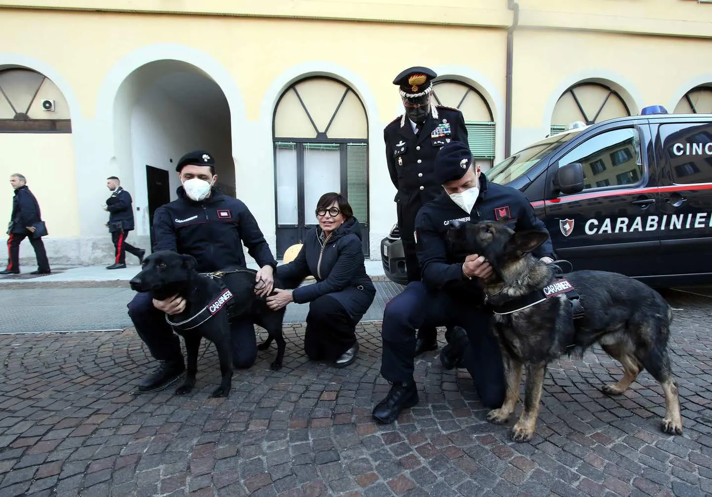 Max e Berla, i due cani che fiutano il Covid