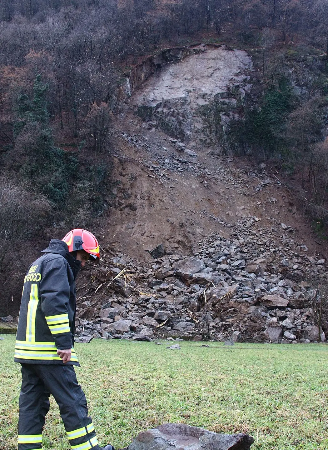 Forcola, frana sulla provinciale: il momento delle scelte