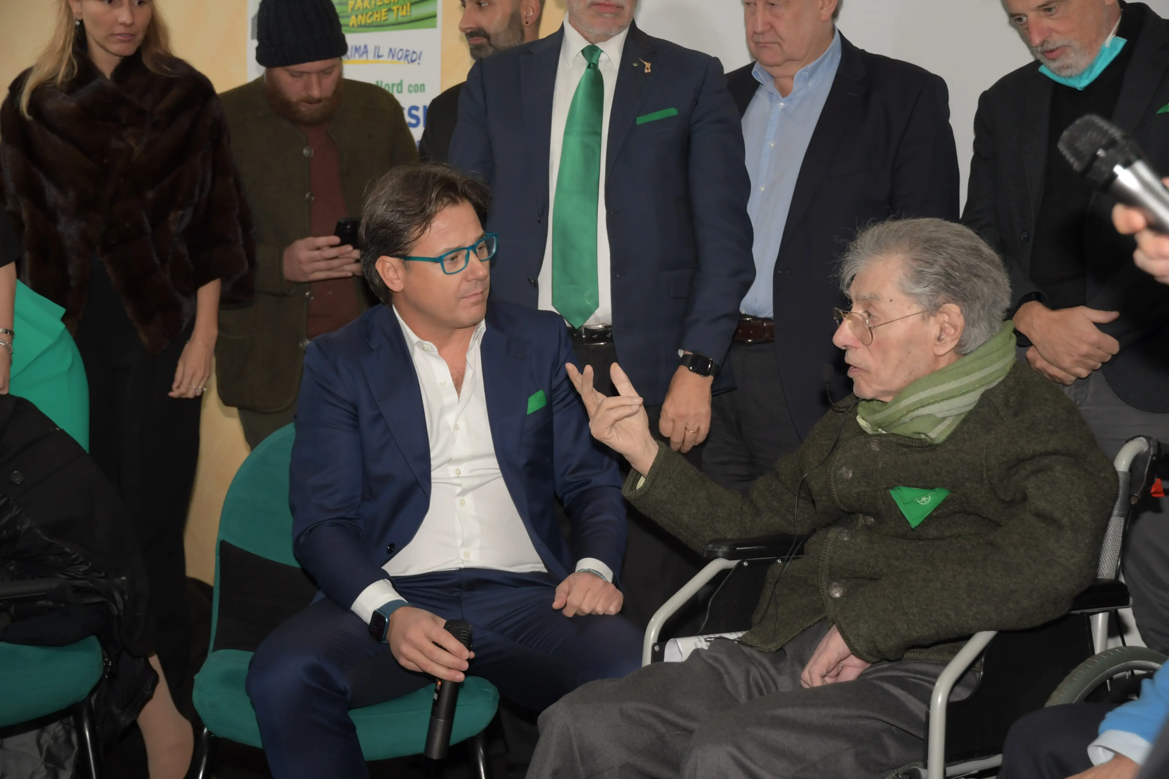 Umberto Bossi, la ricetta per la Lega al Comitato Nord: "Rinnovare senza distruggere"