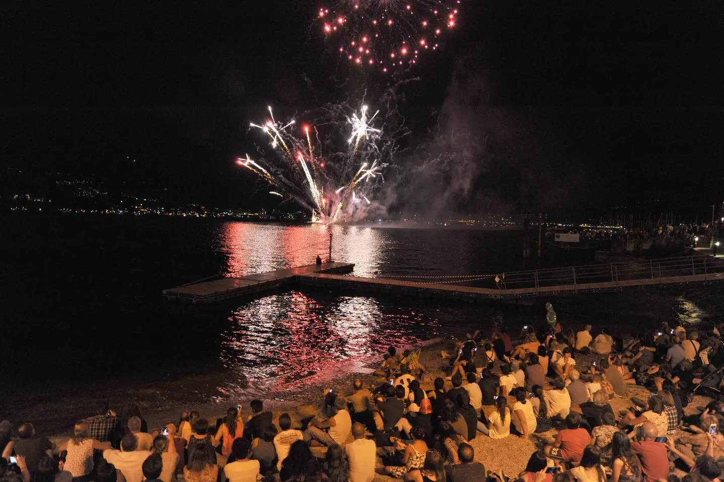 Laveno, niente fuochi d'artificio a Ferragosto