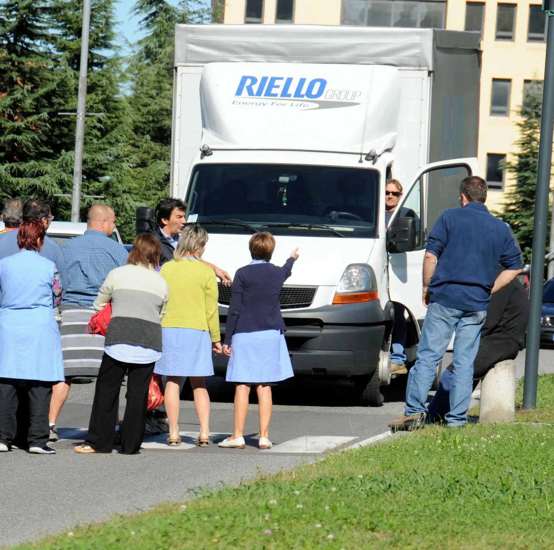 Riello, a Lecco si chiude: in 140 traslocano a Monza