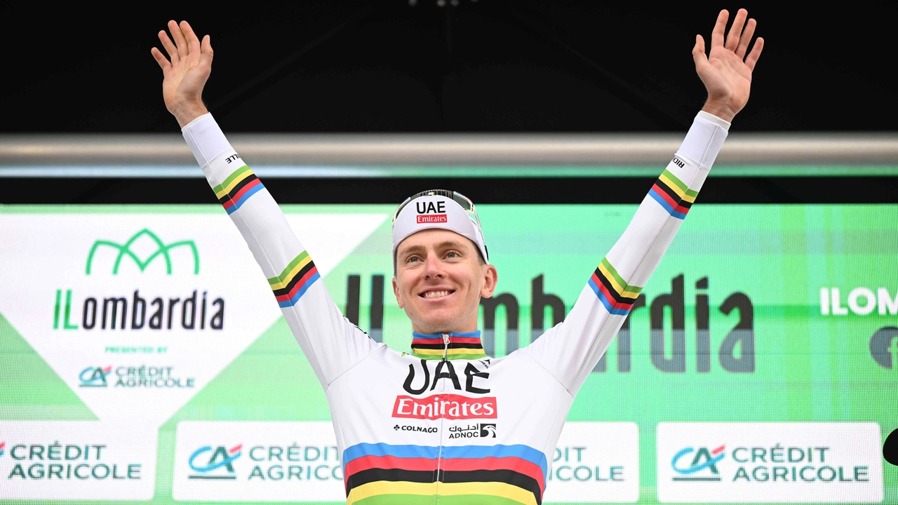 Tadej Pogacar vince il Giro di Lombardia 2024