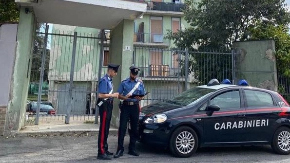 La rissa è andata in scena sotto l'occhio della telecamera della caserma dei carabinieri (foto di archivio)