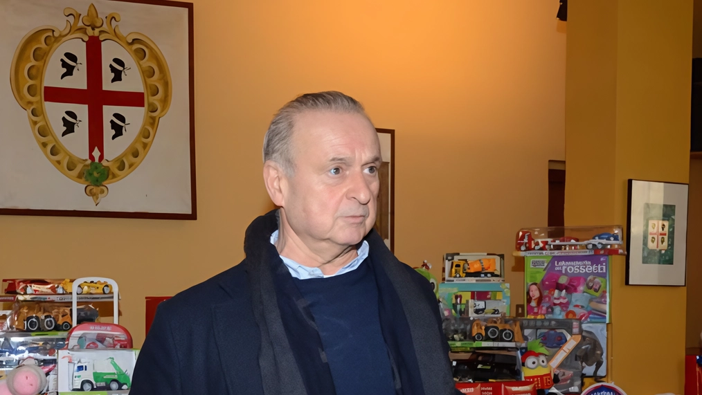 Maurizio Niutta I regali sono stati consegnati dai volontari ai genitori e ai nonni dei bambini e andranno sotto l’albero