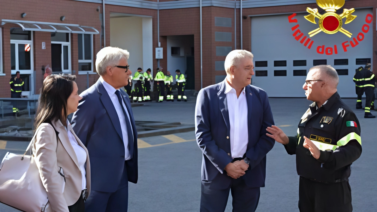 Il comandante provinciale dei vigili del fuoco di Lodi, Francesco Scrima, ha accolto la delegazione dell'Unicef Italia per rafforzare la collaborazione nel promuovere i diritti dell'infanzia e sensibilizzare sulla sicurezza.