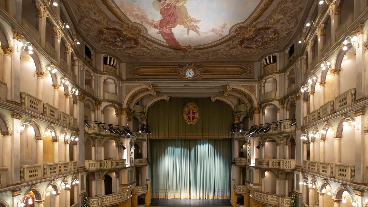 Serata a teatro per aiutare i bimbi in cura