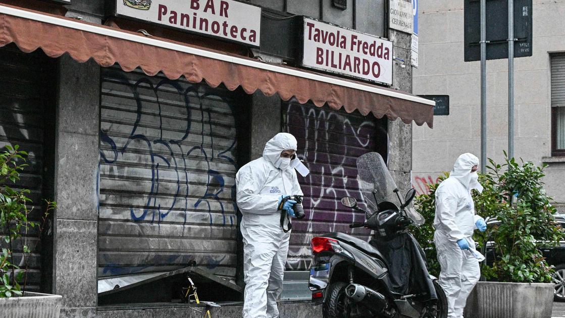 Il furto nel bar finito nel sangue. Le voci del quartiere: "Abbandonati"