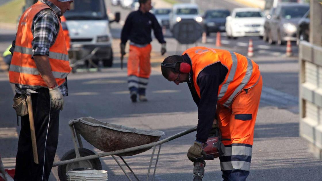 Altre rotonde in vista lungo la superstrada del lago di Monate