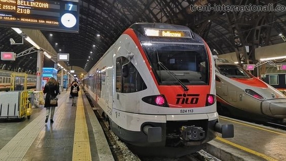 Un treno TiLo diretto a Bellinzona in partenza dalla stazione di Milano: le Ffs hanno fatto registrare un nuovo record di puntualità