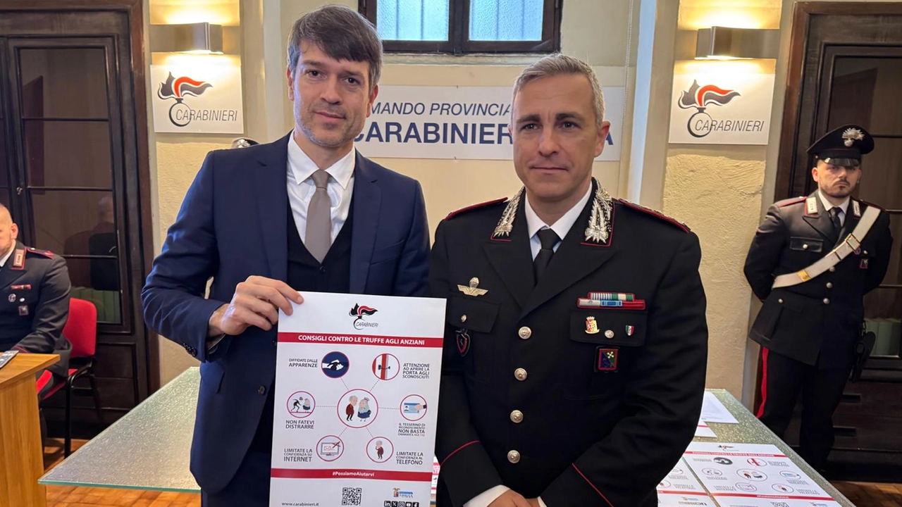 Giovanni Palli e il colonnello Marco Iseglio, presidente della Provincia di Pavia e comandante provinciale dei carabinieri