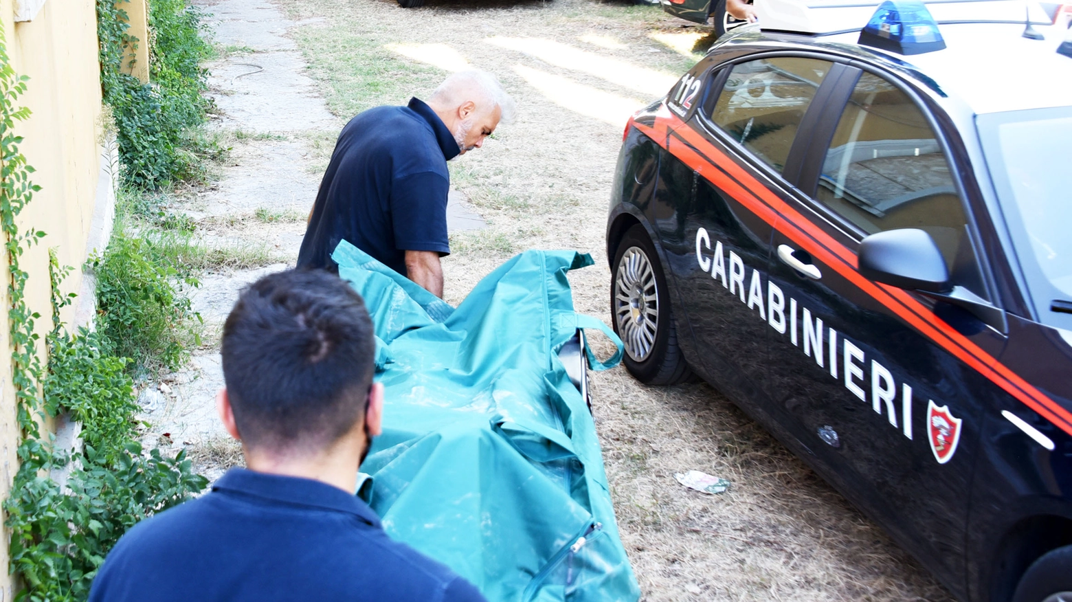 Tiene segreta la morte della moglie e veglia sul suo cadavere per mesi: il macabro ritrovamento dei carabinieri a Villadosia (foto archivio)