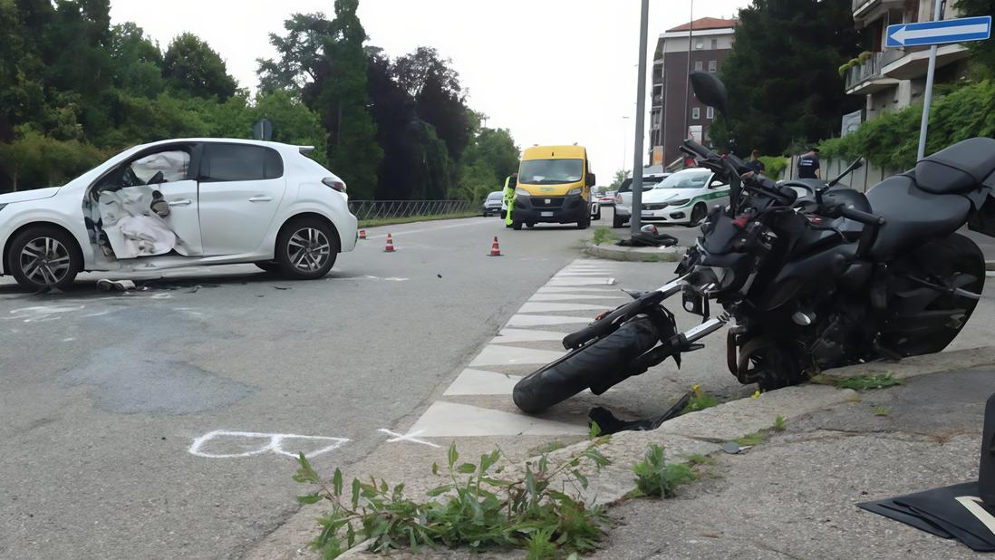 Incidente moto auto in via Padova: centauro muore dopo due giorni d’agonia