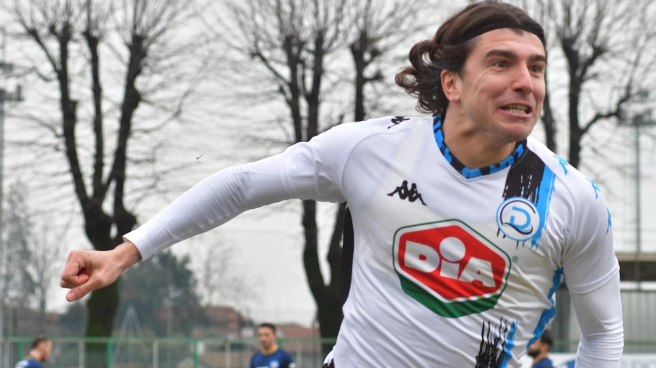 Alberto Paloschi attaccante del Desenzano con un passato al Milan e all’Atalanta