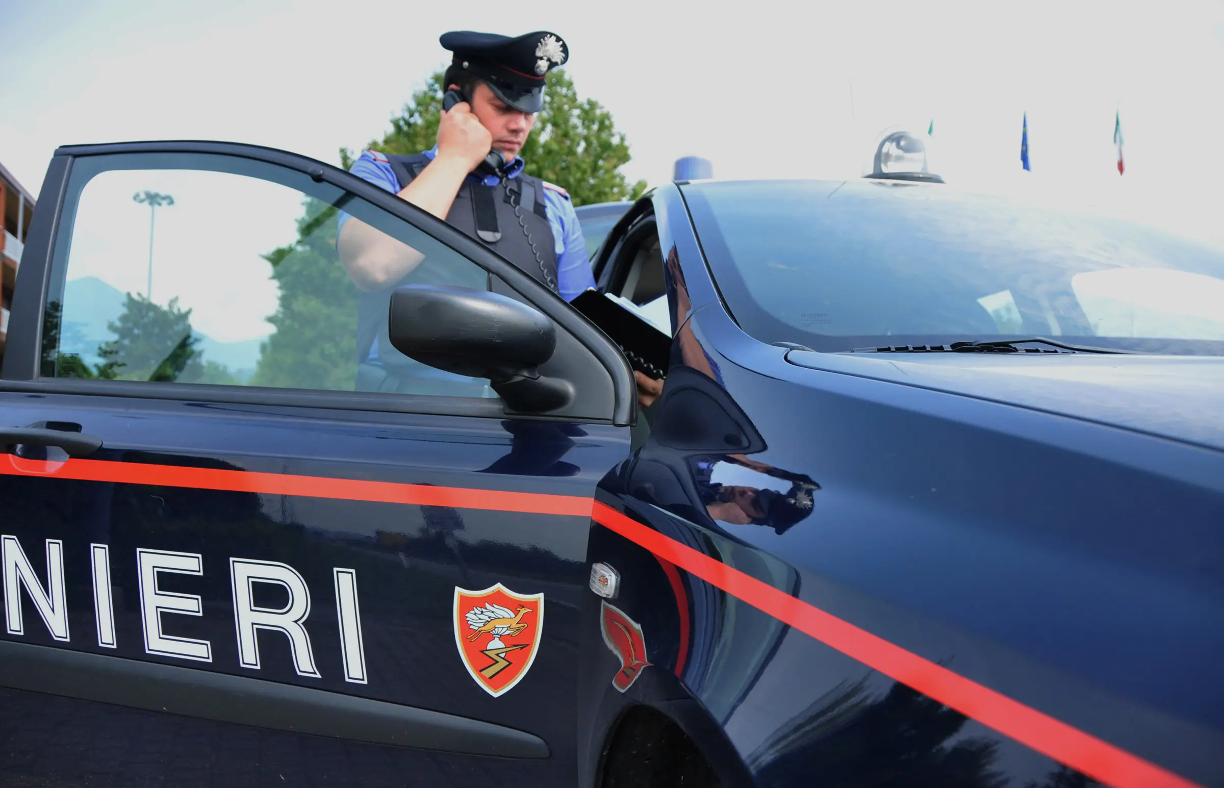 Furto a Zinasco Vecchio, ladri mettono a soqquadro una villetta: rubati gioielli e ricordi preziosi