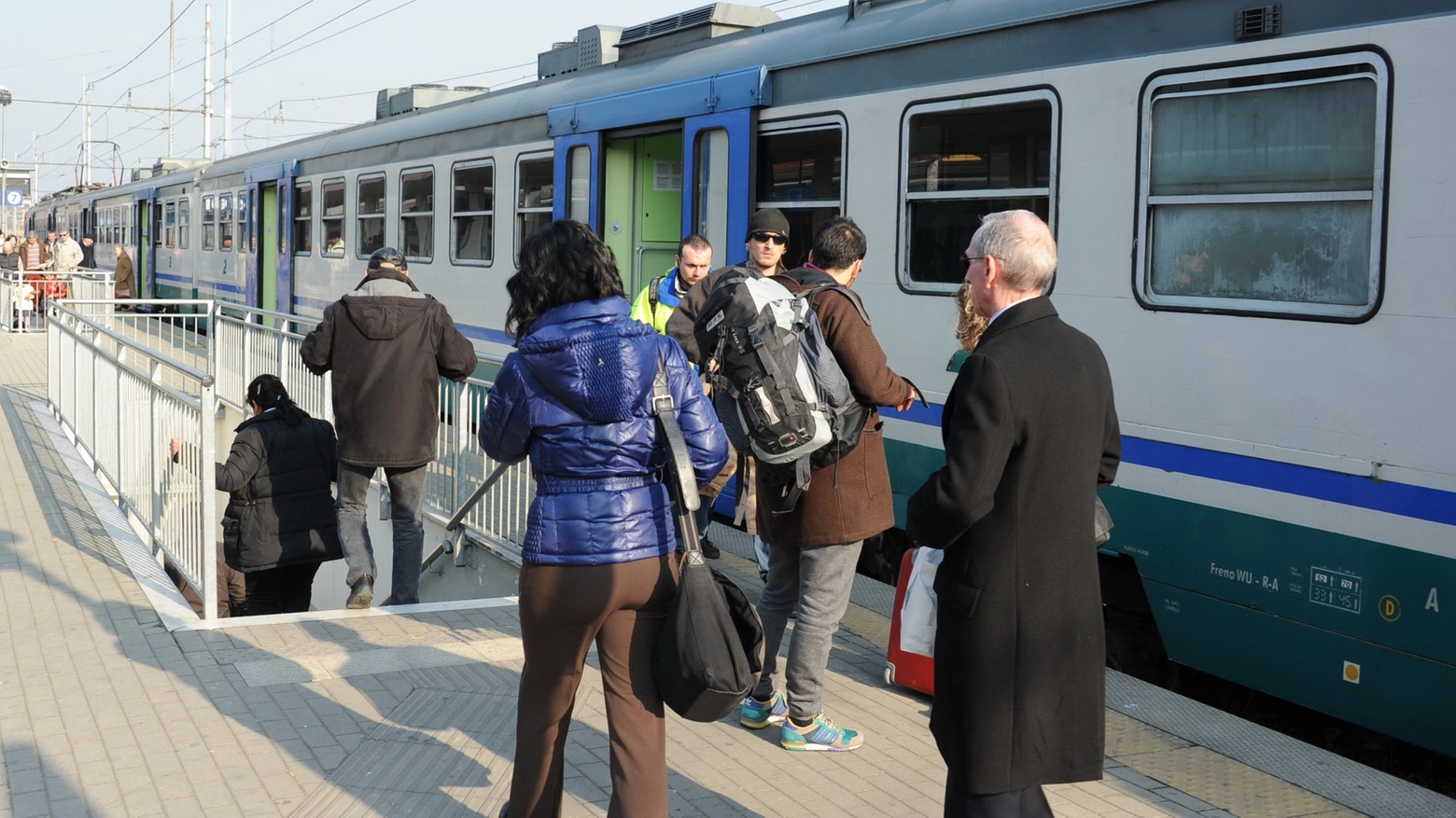 La linea ferroviaria è inutilizzabile a causa dei lavori di raddoppio