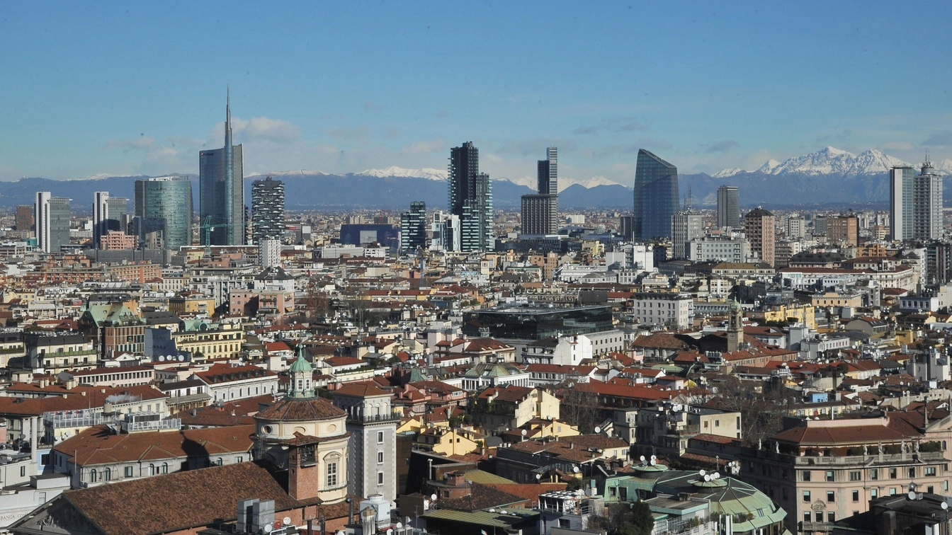 Una veduta di Milano (Newpress)