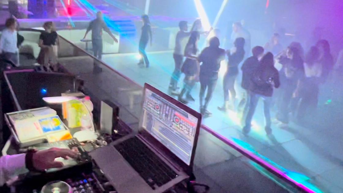 Capodanno da incubo alla discoteca Charlie di Aprica. Spray urticante in pista, in 400 devono lasciare il locale