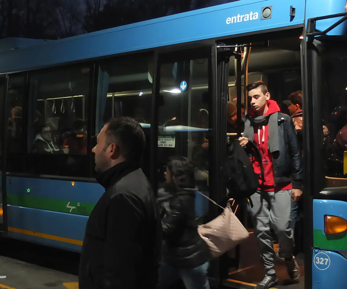 Nei giorni festivi e alla sera i bus non ci sono