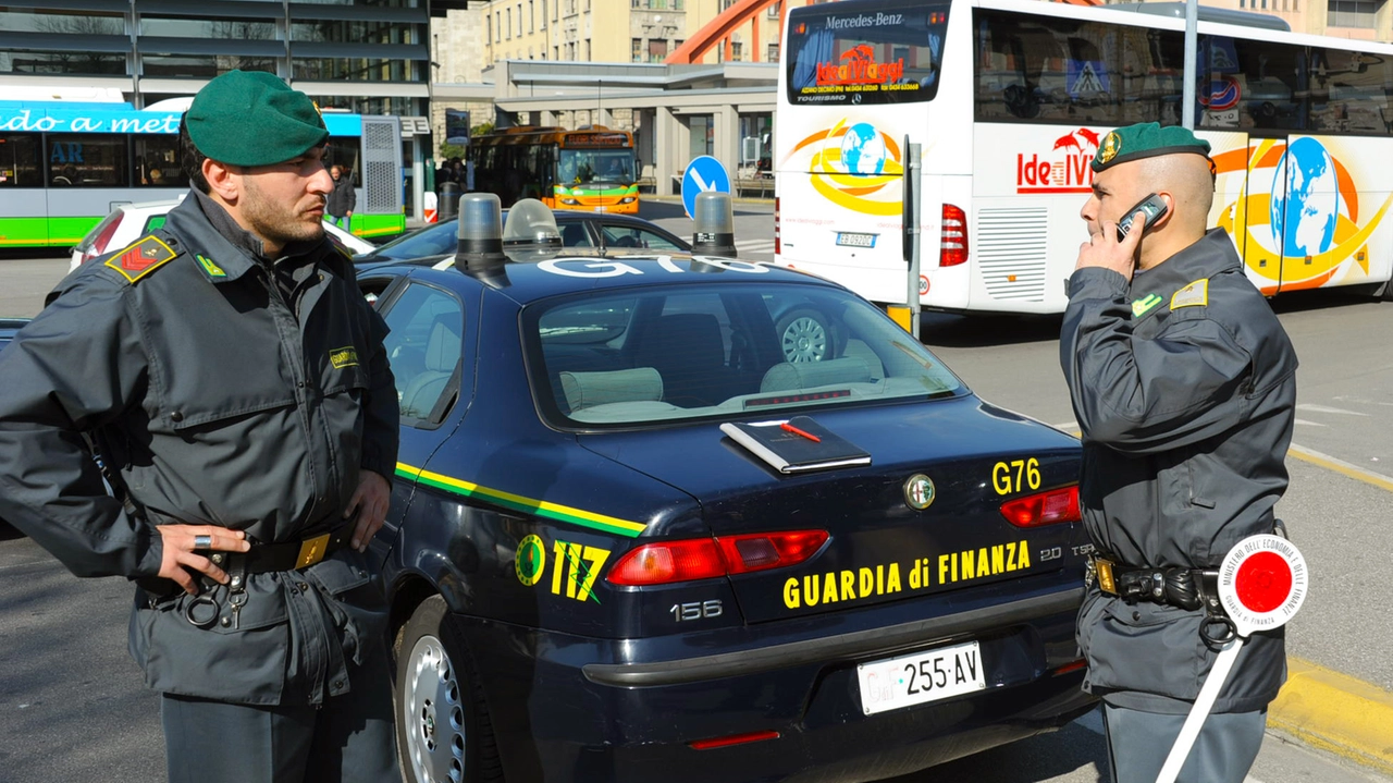 Una pattuglia della Guardia di Finanza di Bergamo