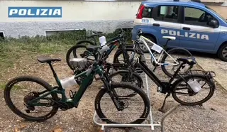 Castellanza, blitz nel covo dei clandestini: 4 arresti e una denuncia