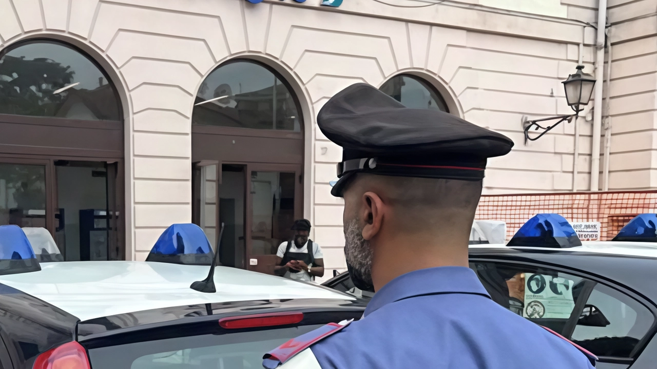 Pachistano arrestato per rapina ottiene i domiciliari: "Sono un tipo a posto". Il complice è riuscito a fuggire