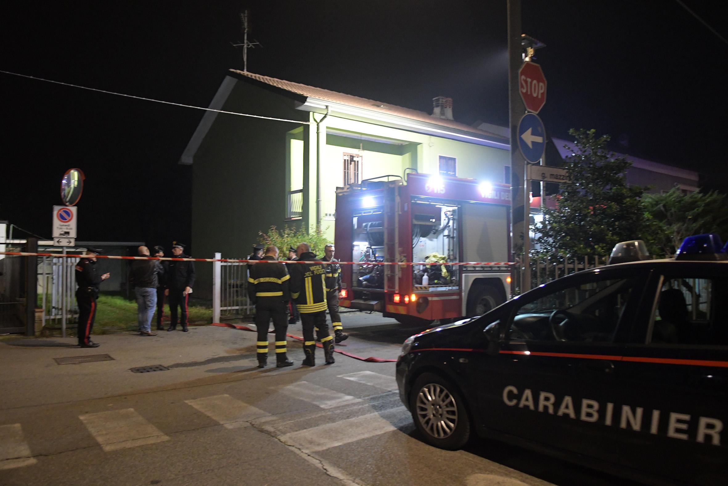 Mediglia, incendio in una villetta: Maria Rosa Carelli muore a 83 anni, la figlia scappa e si salva