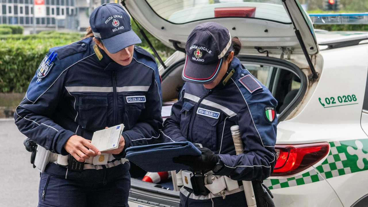 Gli agenti del Nucleo tutela donne e minori sono intervenuti lunedì nella scuola elementare