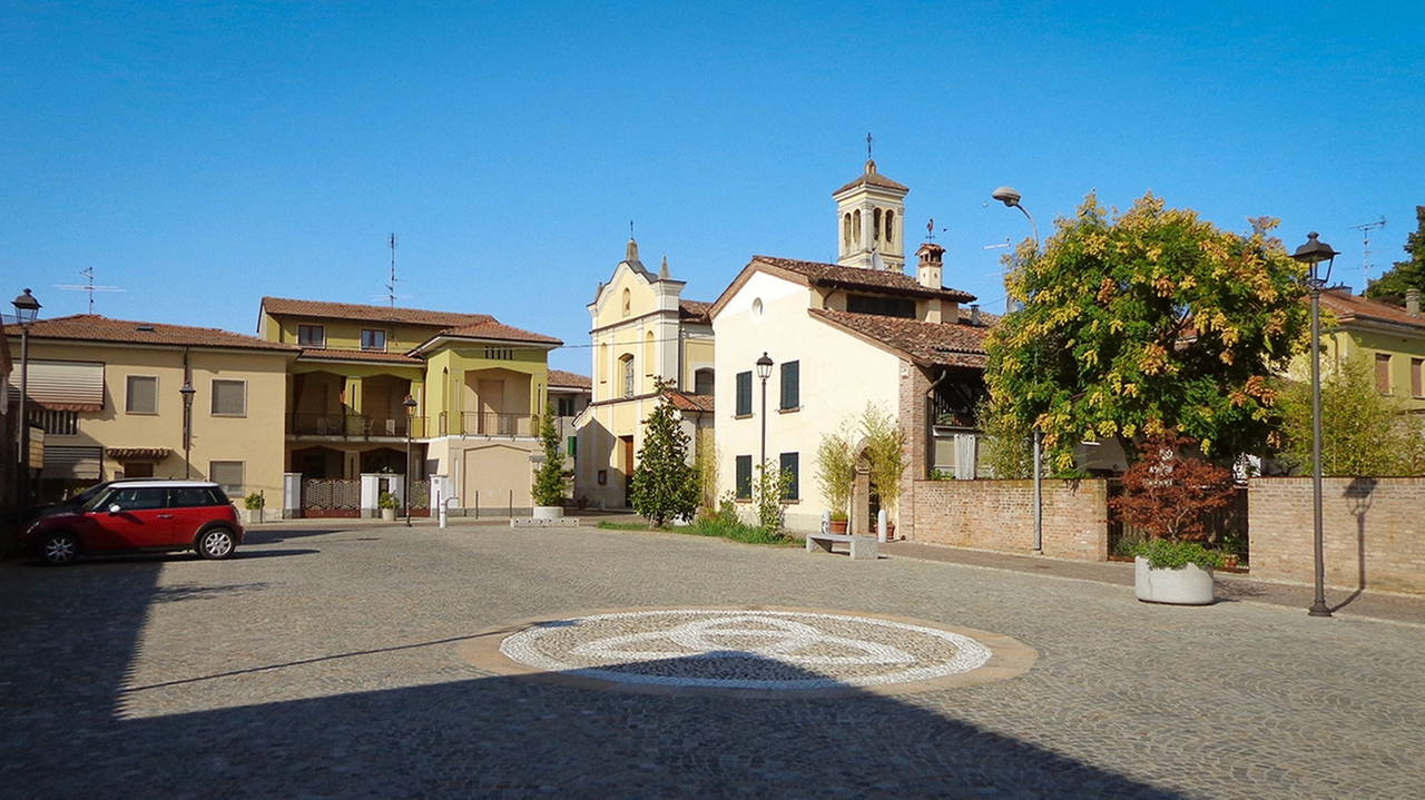 La piazza della frazione di Rubbiano del Comune di Credera