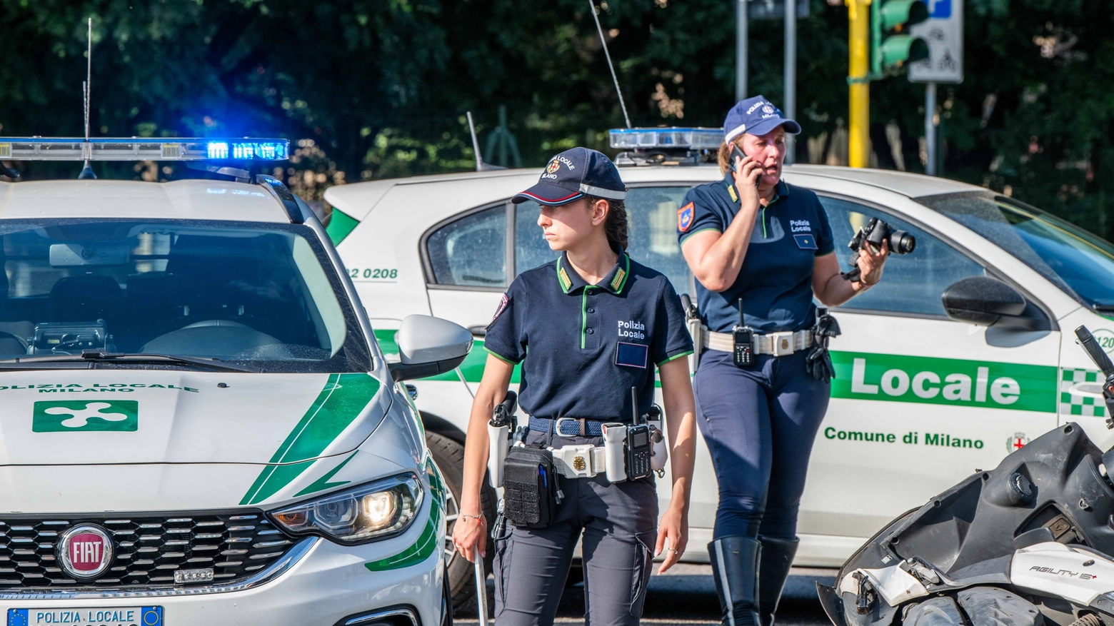 Agenti della polizia locale di Milano