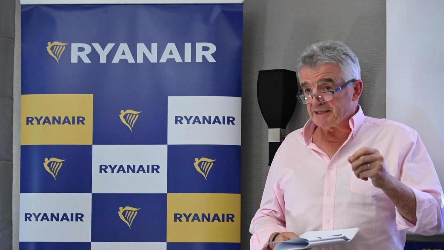 Ryanair, bene procedimento Antitrust, svelerà truffe agenzie